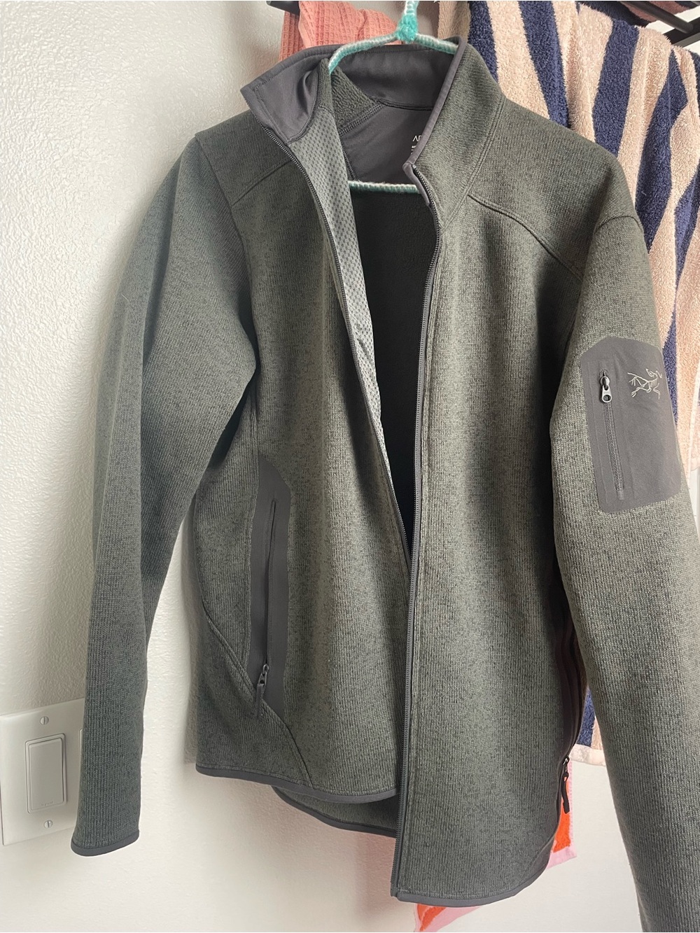 Arc'teryx Men's COVERT CARDIGAN